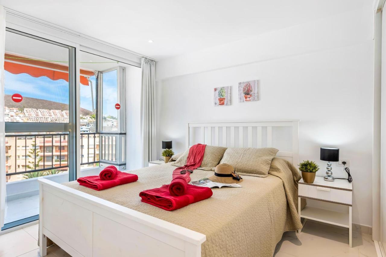 76. Los Cristianos First Sea Line, Parking, Wi Fi Bagian luar foto